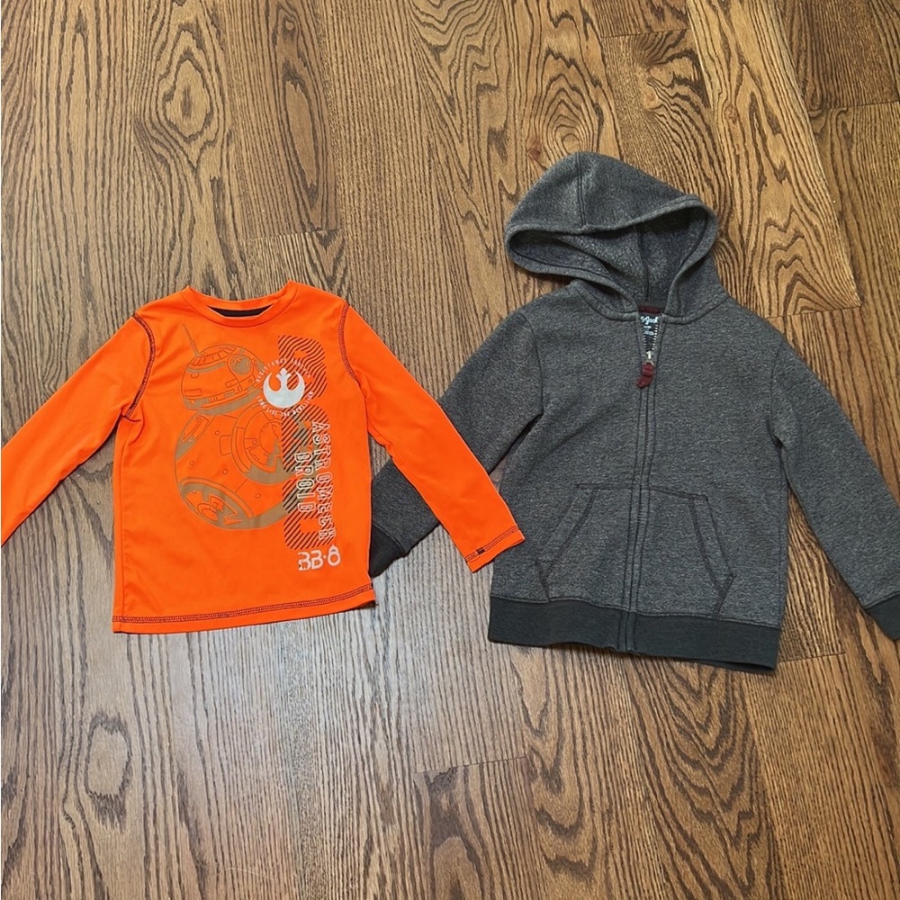 4/5 Star Wars shirt and zip up hoodie